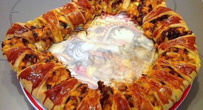 Пирог Солнышко с курицей и грибами