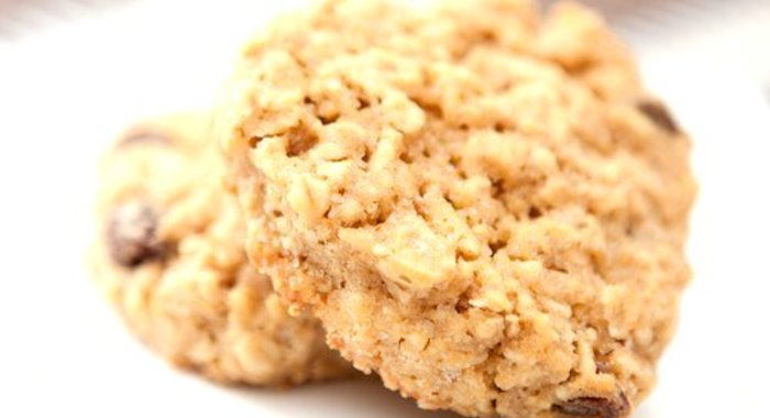 Утреннее овсяное печенье с морковью и орехами