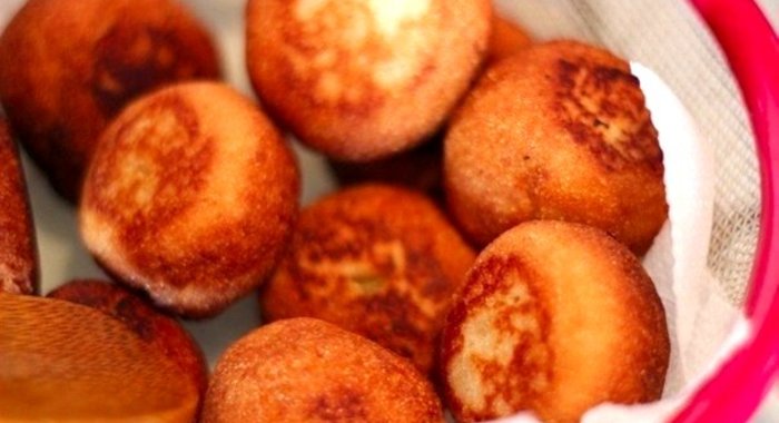 Мандхи-ладду из манной крупы