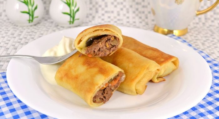 Блинчики с сердцем и плавленным сыром