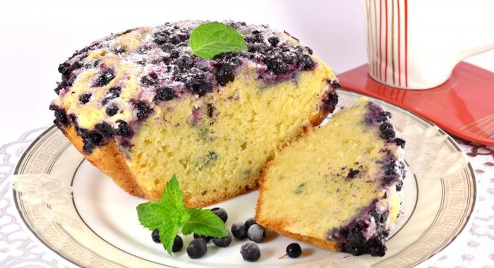 Кекс с черникой
