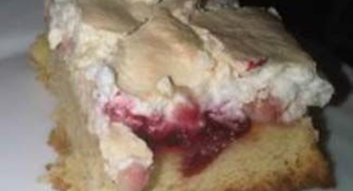 Творожный пирог с вишней