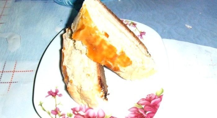 Рулет с творожной начинкой