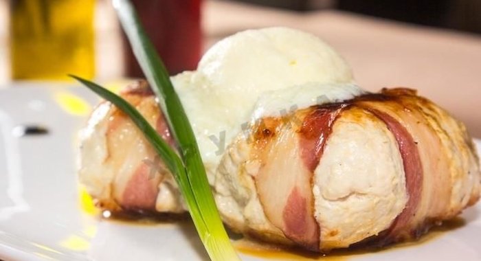 Куриные рулетики с сыром Лимбо