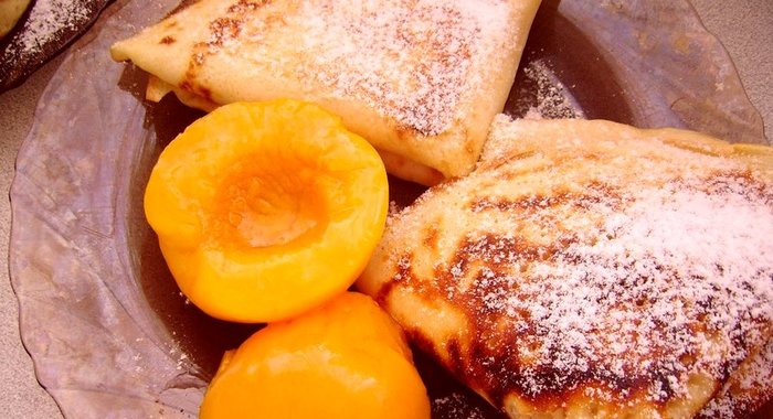 Блины с фруктами