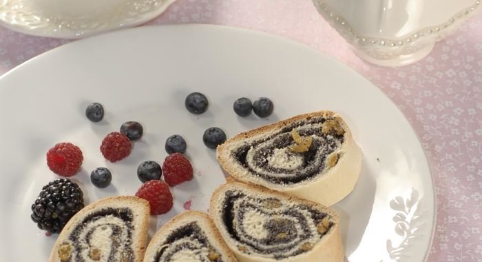 Рулет с маком