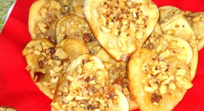 Слоеное печенье с грецкими орехами
