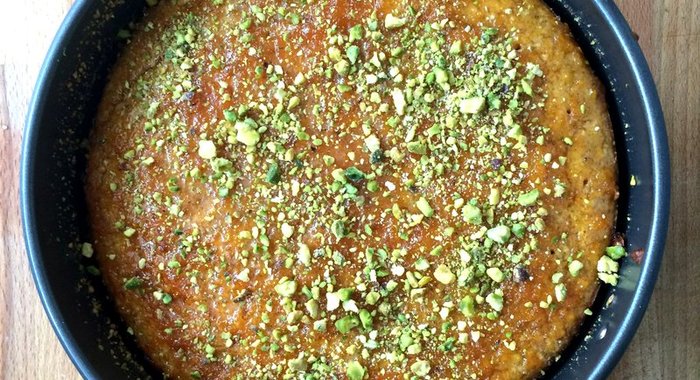 Клейкий пирог из апельсина и лимона с полентой