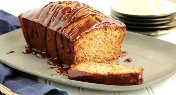 Банановый кекс в шоколадной глазури