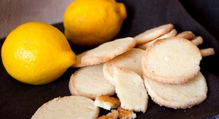 Песочное печенье с лимоном