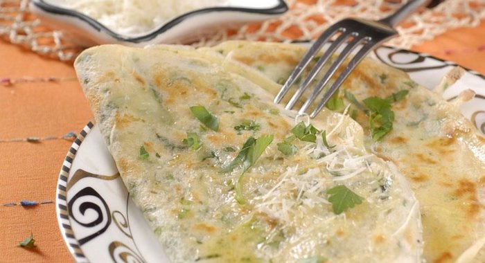 Блинчики с зеленым луком