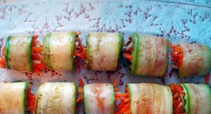Рулетики из кабачков с морковно-сырной начинкой