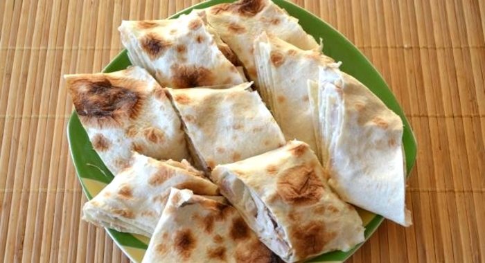 Закусочные рулетики из лаваша