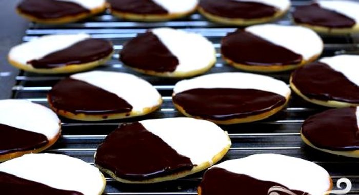 Черно-белое печенье