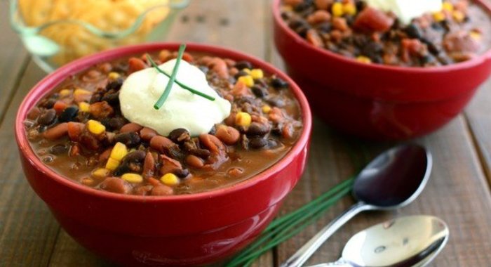 Фасоль с чили