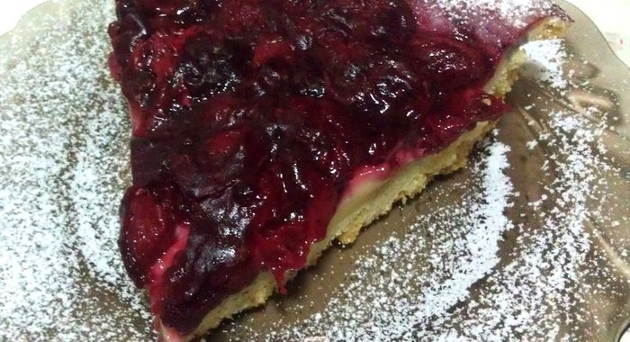 Вишнево-сливочный пирог