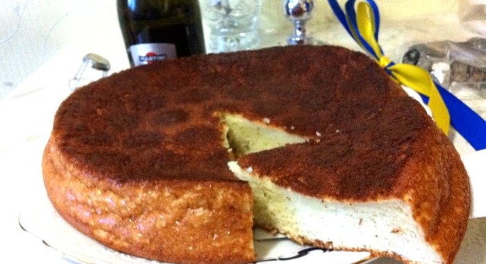 Лимонный пирог с шампанским