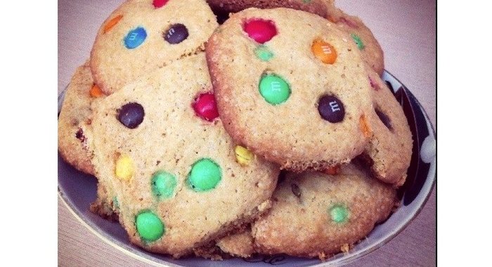 Печенье с шоколадным драже