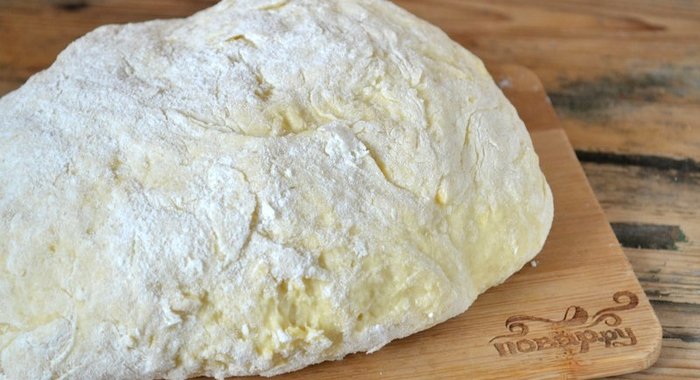Бездрожжевое тесто с сыром