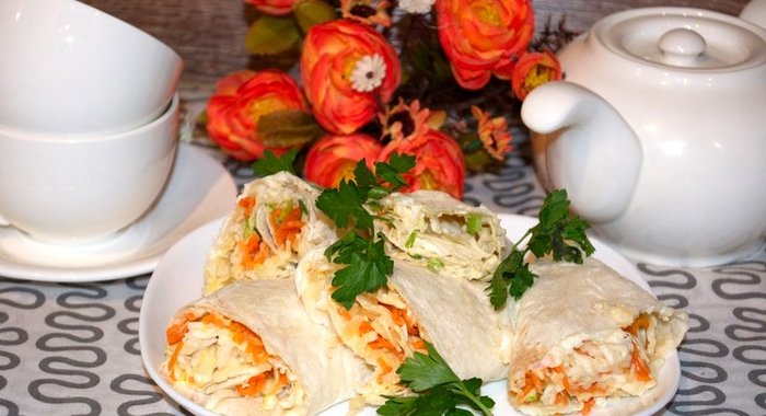 Овощной рулет из лаваша