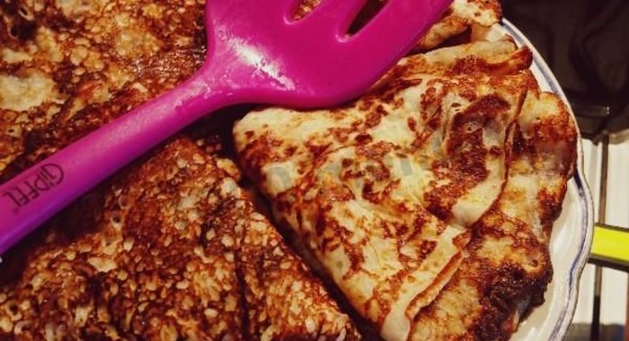 Нежные блинчики на прокисшем кефире и йогурте