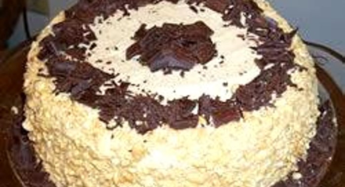 Арахисовый шоколадный торт