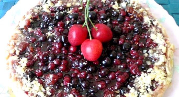 Крамбл со смородиной