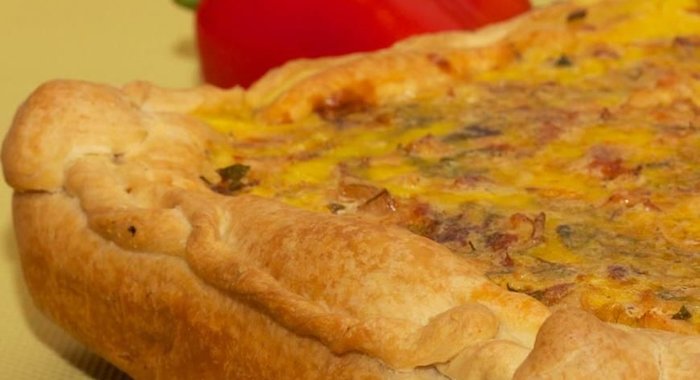 Пирог с сочной сырной курицей