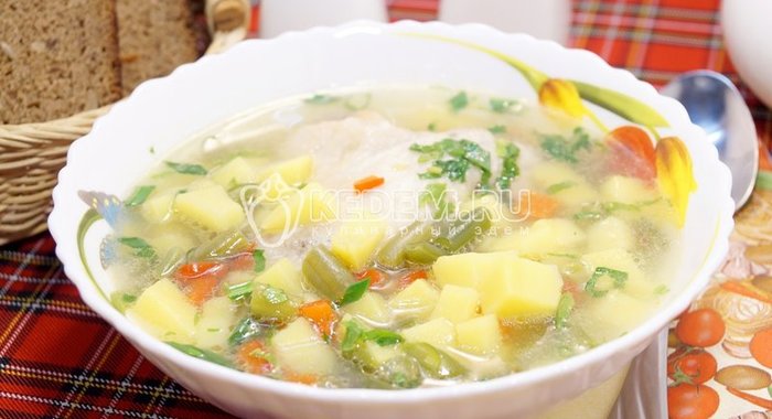 Закусочный торт из перца, ветчины и зелени