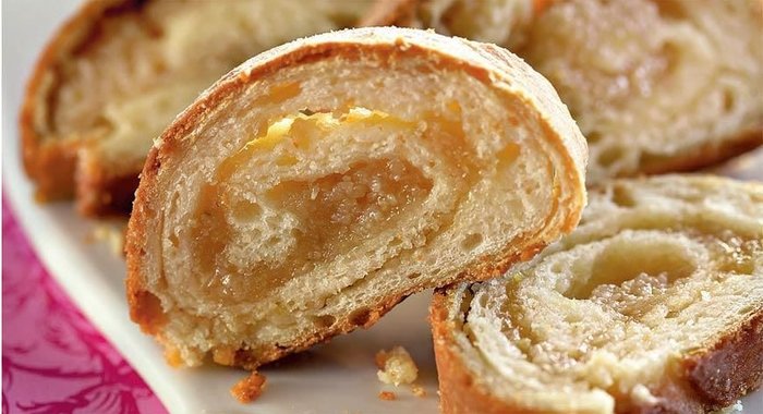 Марципановый рулет