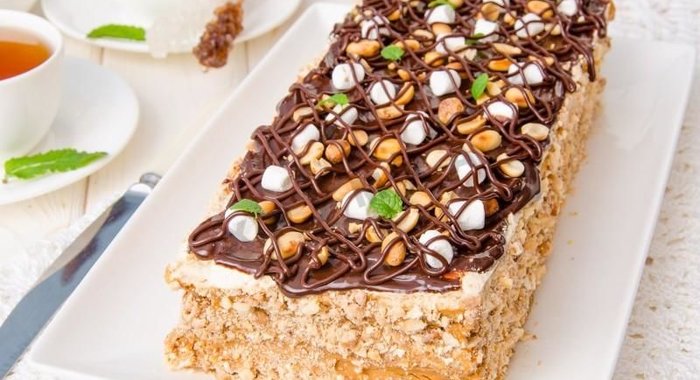 Торт Воздушный сникерс