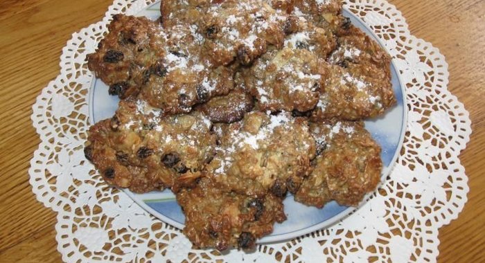 овсяное печенье с семечками и сухофруктами