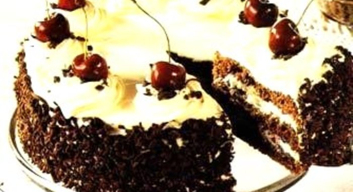 Торт «Черный лес» с черешней