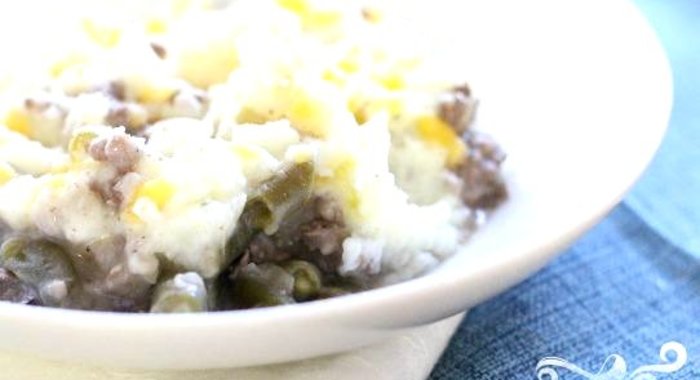 Картофельный пирог с соусом