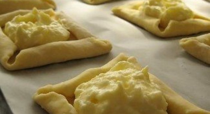 Творожное печенье с фруктами