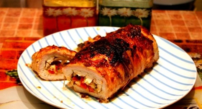 Мясной рулет в духовке