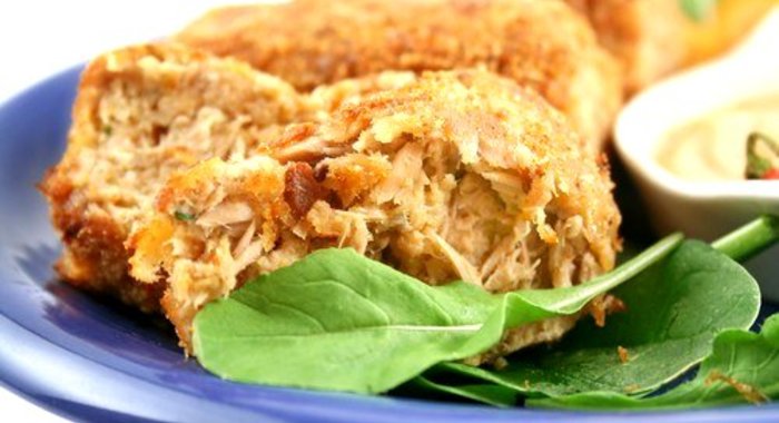 Рулеты из картофеля с тунцом и майонезом