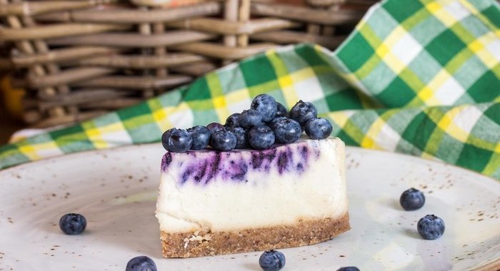 Raw vegan чизкейк