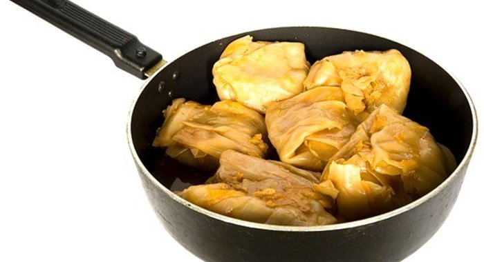 Капустные рулеты с говядиной, свининой, зеленым луком и чили по‑японски