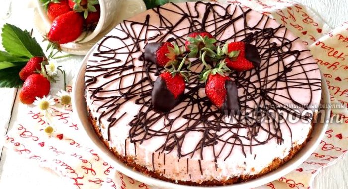 Торт Бананово-клубничное искушение