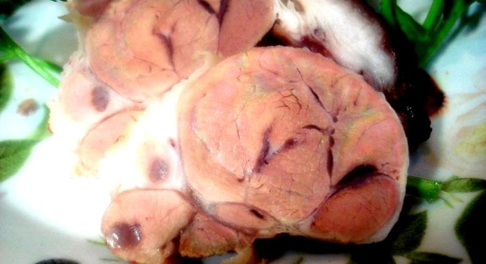 Рулька пряная запеченная