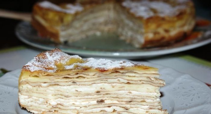 Блинный пирог с творожной начинкой