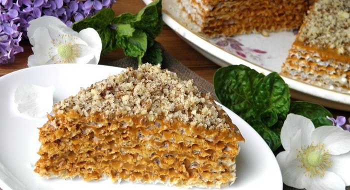 Вафельный торт со сгущенкой