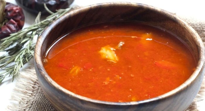 Рыбный венгерский суп «Халасле»