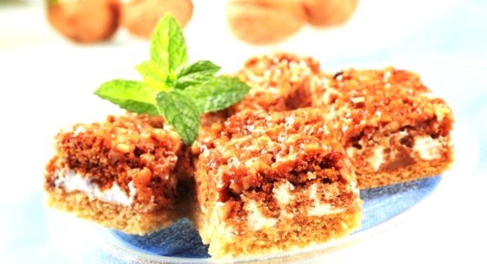 Бисквитный ореховый торт