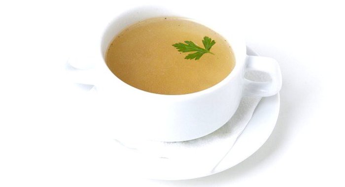 Простой куриный бульон