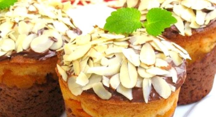 Маффины с абрикосами