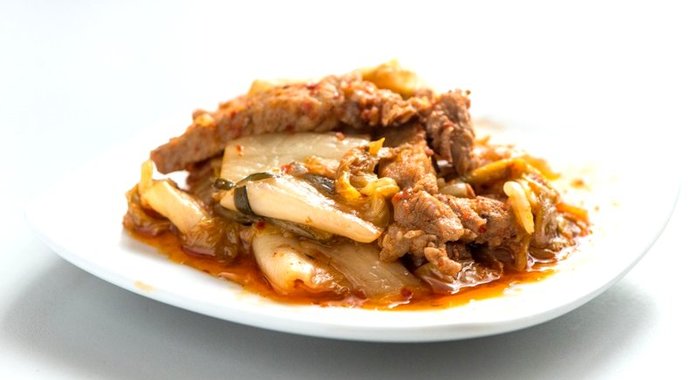 Жареная кимчи со свининой (Кимчи поккум)