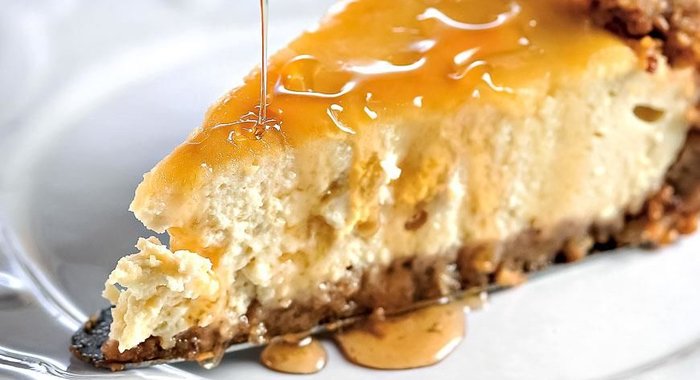 Карамельный торт с творогом из топленого молока