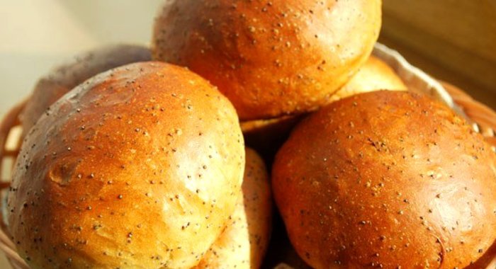 Маковые булочки из творожного теста